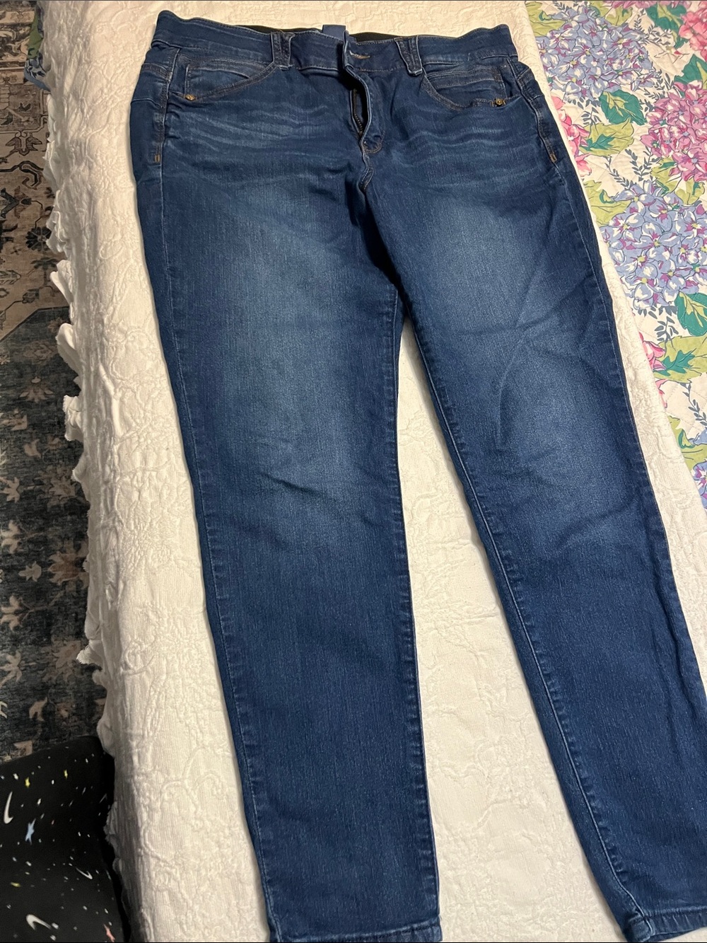 Democracy Skinny Jeans in Dark Indigo Blue